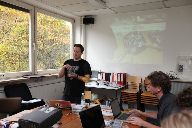 File:HMT1-CK 1635.JPG