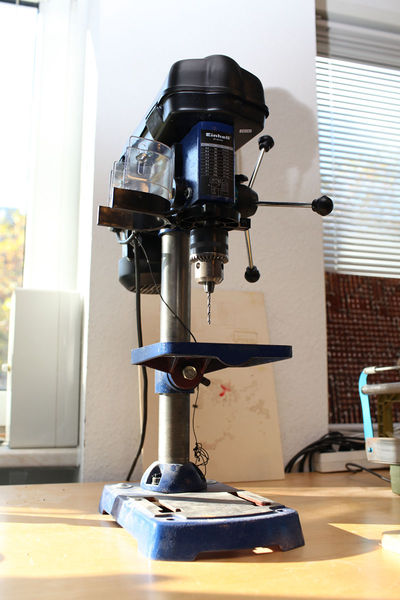 File:Standbohrmaschine 1858.jpg