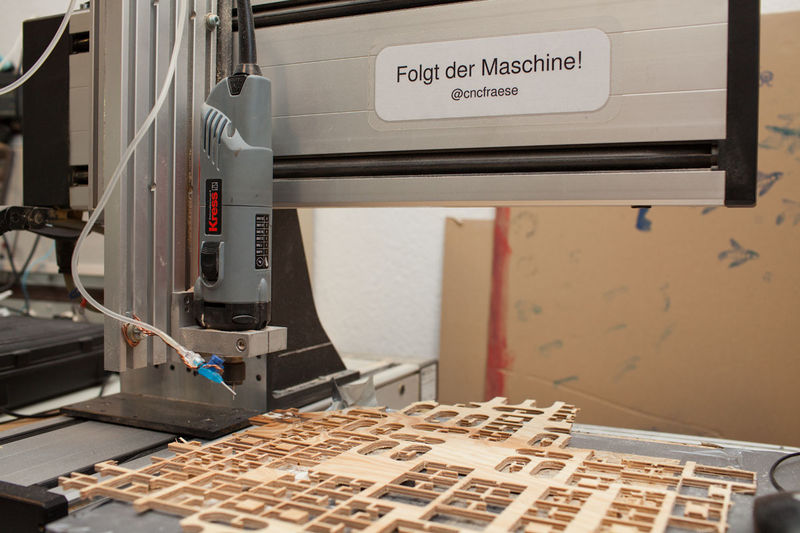 File:CNCFraese 1831.jpg