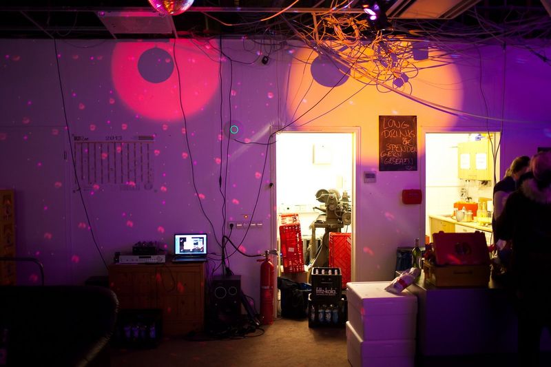 File:EOSParty12 2439.jpg