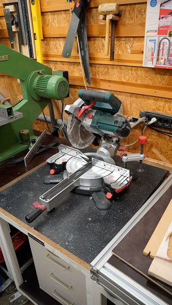 File:Metabo Kappsaege 0001.jpeg