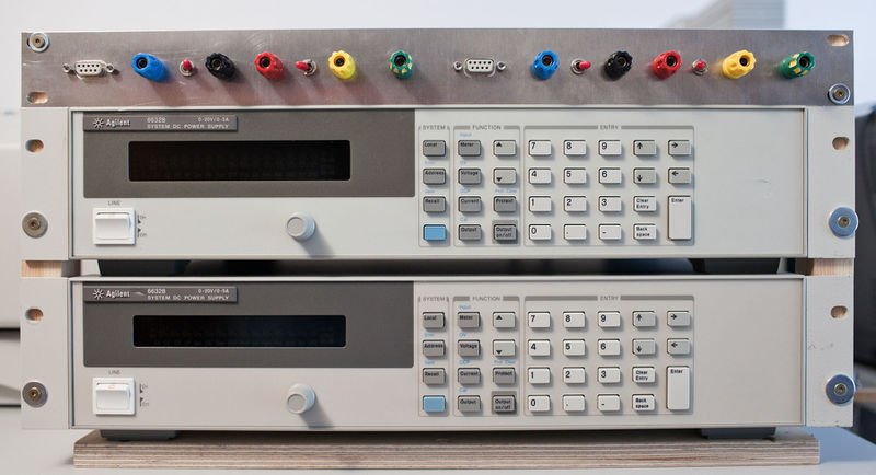 File:Rackblende-Agilent 6632B-ChristophK-IMG 9070-acr-1800.jpg