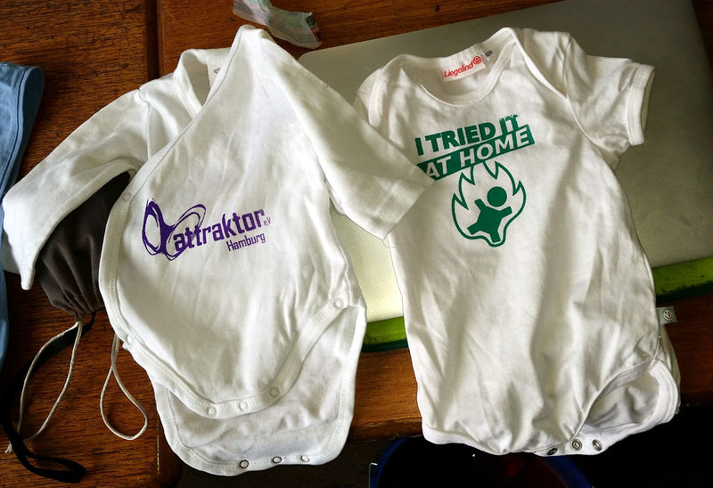 File:Siebdruck Attraktor 9.jpg