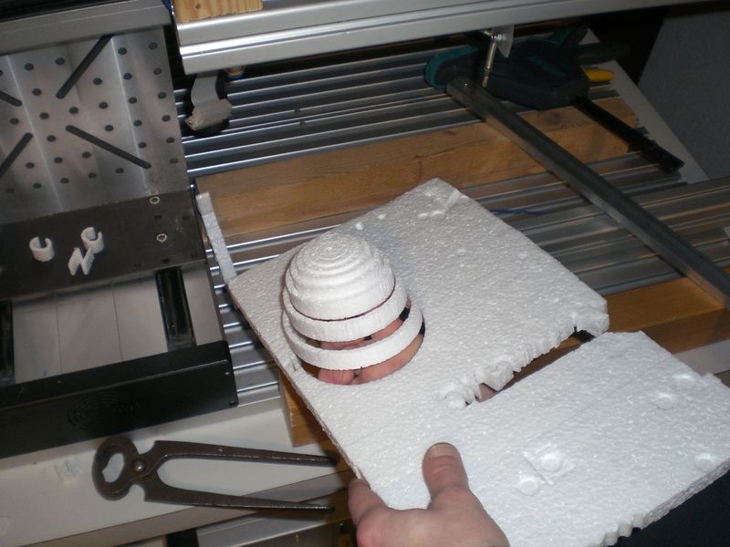 File:Styroplotter erste-tests.jpg