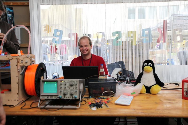 File:HMT1-CK 1611.JPG