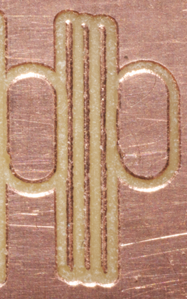 File:Fraese Drei Bahnen.png